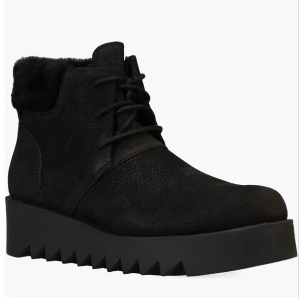 NWOB Eileen Fisher Kenille Genuine Shearling Trim Wedge Bootie in Black SZ 7.5